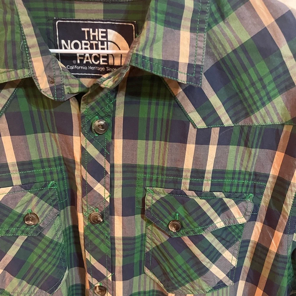 The North‎ Face Mens shirt